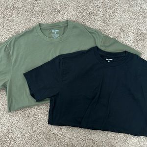 True Classic Black and Green Size L Like New
